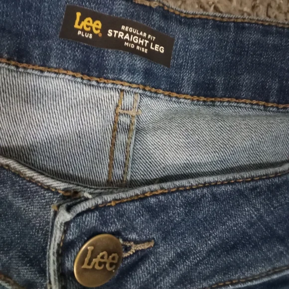 WOMEN PLUS SIZE JEANS SIZE 22W MEDIUM - Picture 8 of 13